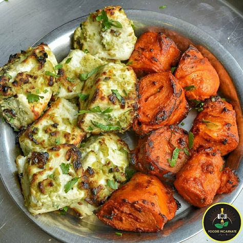 Amar Sirohi (Food & Fitness) on Instagram: “Paneee Tikka or Soya Chaap?? What will you choose🤔🤔 . Paneer Tikka and Soya Chaap are the most common north Indian vegetarian starters.…” Soya Chap, Soya Chaap, Vegetarian Starters, Indian Dinner Recipes, Variety Food, Indian Dinner, Paneer Tikka, Indian Snacks, Paneer