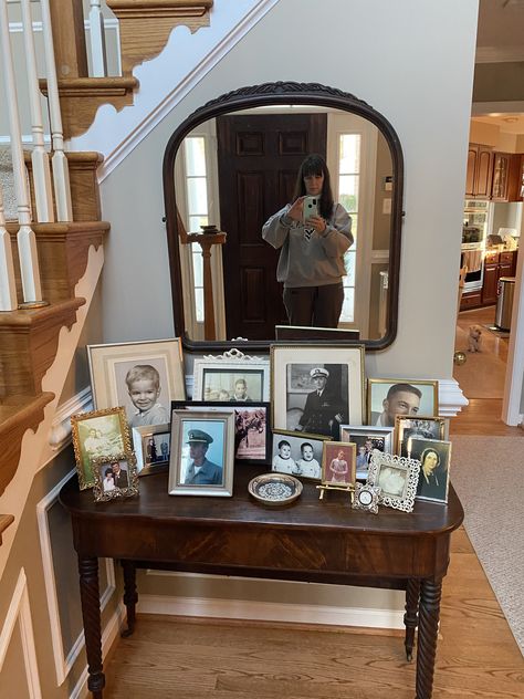 How To Style Picture Frames On Table, Framed Photos On Table, Table Photo Display Ideas, Picture Frames On Table, Old Family Photos Display, Frames On Table, Condo Makeover, Picture Frame Table, Photo Frame Display