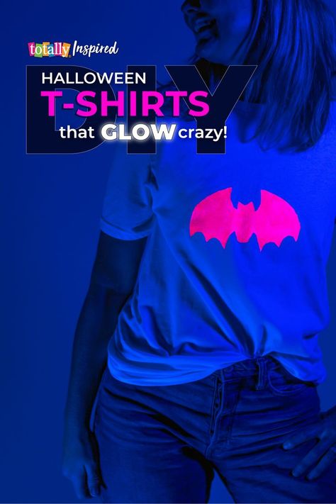 Get into the Halloween spirit with a simple glow-in-the-dark DIY Halloween T-shirt idea that is perfect for adults and kids. Halloween Tshirt Diy, Spirt Halloween, Shirt Svgs, Diy Halloween Shirts, Halloween Svgs, Diy Glow, Glow Birthday, T Shirt Ideas, Mickey Halloween