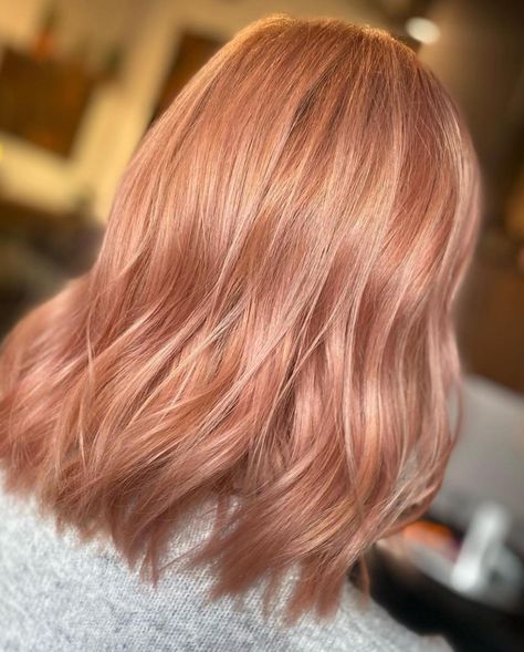 Pastel copper hair colour with waves by our team at ESHK Hair Barbican in London Pastel Copper Hair, Pink Copper Hair, Copper Pink Hair, Copper Hair Colour, Hair Coloring Ideas, Dreams To Reality, Copper And Pink, Pink Copper, Coloring Ideas