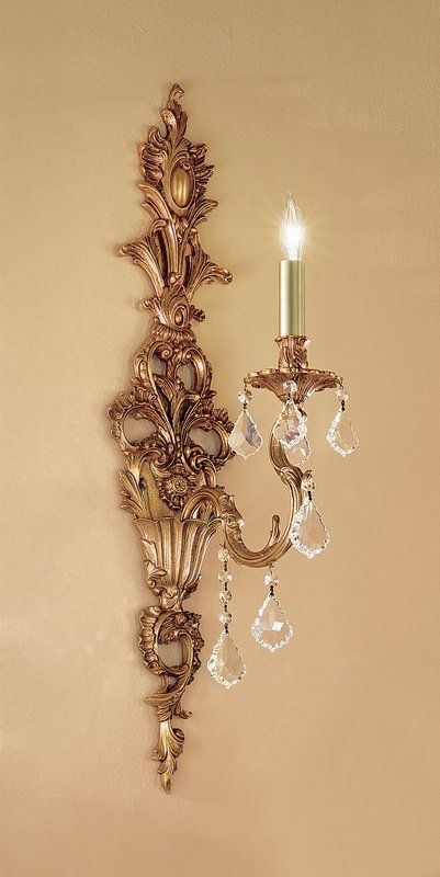 Tuscan Style Bedrooms, Baroque Decor, Classic Lighting, Home Decor Hooks, Home Design Living Room, Crystal Wall, Tuscan Style, Wall Candles, Cute Room Decor