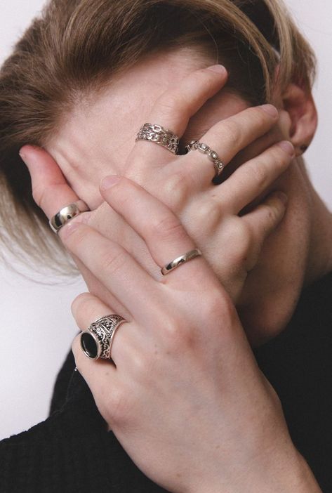 Y/n Y/l/n a well known TikToker for his dance videos and looks.He end… #romance #Romance #amreading #books #wattpad Aesthetic Man, Rings Jewelry Simple, Cool Rings For Men, Rings Aesthetic, Mens Rings Fashion, Look Rock, Rings Rings, Mens Jewelry Necklace, Jewelry Rings Diamond