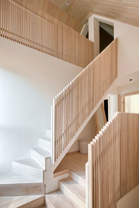 Photo 12 of 14 in This Haystack-Inspired Home in Montenegro Is Sharp as a Tack - Dwell Slat Stairs, Staircase Wood, Balustrade Design, Wooden Staircase, Timber Staircase, Staircase Railing Design, Staircase Handrail, Wood Railing, Stair Railing Design