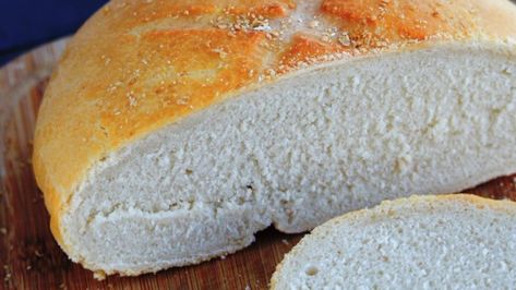 When you want fresh sourdough bread without heating up the kitchen, try this recipe adapted for the air fryer. Air Fryer Sourdough, Sourdough Bread Recipes, Sourdough Scones, Make Sourdough Bread, Easy Sourdough Bread Recipe, Gluten Free Sourdough, Airfryer Recipes, Apple Pie Spice, Sour Dough