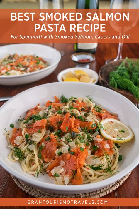 Smoked Salmon Pasta Recipes, Sour Cream Pasta, Salmon Pasta Recipe, Salmon Spaghetti, Salmon Dill, Salmon Smoked, Best Smoked Salmon, Recipe For Spaghetti, Salmon Pasta Recipes