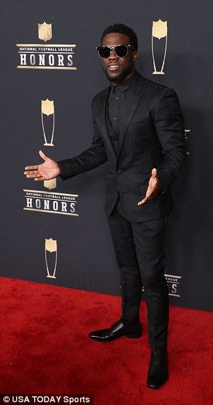 Kevin Hart Suit, Kevin Hart Fashion, Kelvin Hart, Carpet Inspiration, Reaction Image, Super Bowl Weekend, Dapper Man, Dapper Mens Fashion, Hollywood Red Carpet