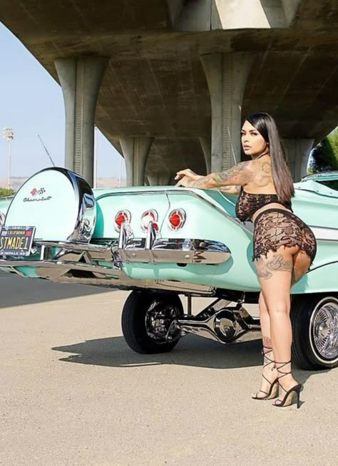 Low Rider Truck, Low Rider Art, Chicana Aesthetic, Lowrider Model Cars, Classic Car Photoshoot, Lowrider Bicycle, Chola Girl, Estilo Cholo, Steelers Girl