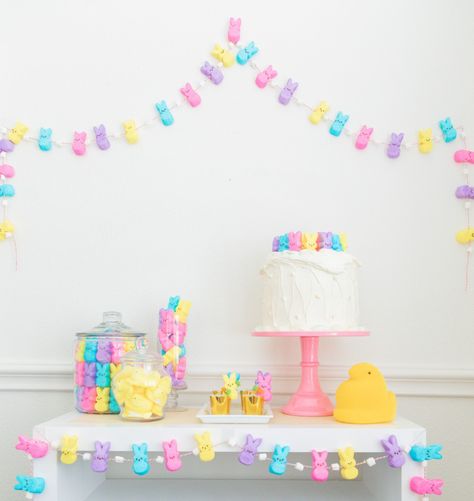 PEEPS® Garland & More | Marshmallow Peeps Easter 2021 (New) Peeps Garland, Marshmallow Icing, Peeps Cake, Fun Easter Decorations, Easter Party Invite, Kids Easter Party, Easter Decor Ideas, Marshmallow Bunny, Brunch Decor