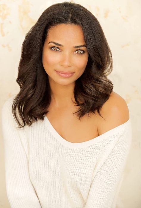 Rochelle Aytes, Headshots Women, Headshot Poses, Actor Headshots, Black Actresses, Bad Girls Club, Famous Celebrities, Black Is Beautiful, Dark Hair