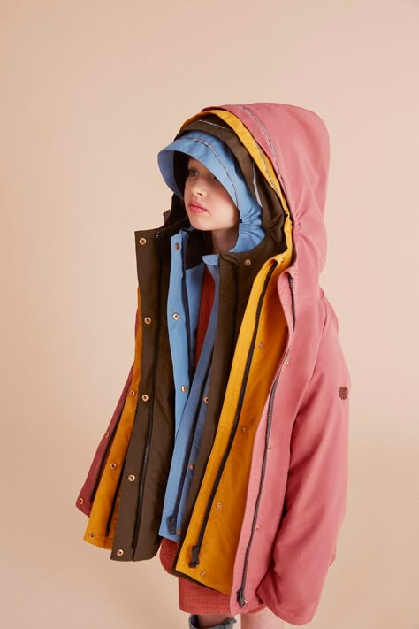 佣金 - Julie Vianey Kidswear Trends, Fashion Outerwear, Kids Studio, Kids Rain, Fashion Photography Inspiration, Cute Costumes, Children Fashion, Kids Outerwear, Zara Kids