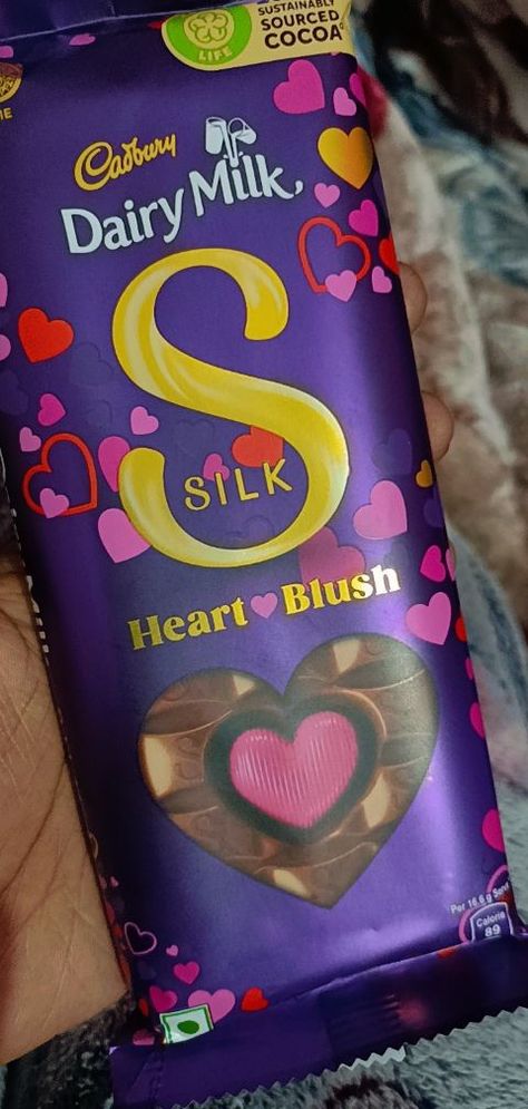 Dairy Milk Chocolate Pics, Cadbury Snap, Chocolate Love Quotes, Chocolate Snap, 1000 Peso Bill Philippines, Night Bike Ride, Instagram Black Theme, Snap Streaks, Anime Eye Makeup