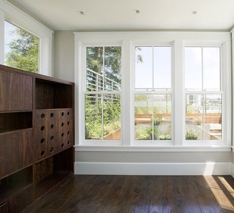 Last weekend, I took the annual AIA tour of Bay Area residences; one of the most appealing homes on the circuit was a 1906 Victorian Pacific Heights remode Triple Window, Wood Baseboard, Baseboard Styles, Baseboard Trim, Victorian Townhouse, Window Molding, Window Casing, White Windows, Window Trim