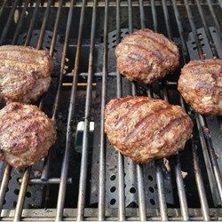 Grilled Bison Burgers - Allrecipes.com Best Bison Burger Recipe, Boyfriend Recipes, Bison Burger Recipe, Thm Meals, Bison Recipes, Ground Bison, Buffalo Burgers, Braised Chicken Breast, Bison Burgers