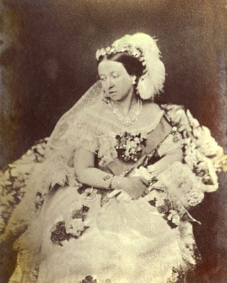 Queen Victoria's wedding                                                                                                                                                                                 More Queen Victoria Wedding, Victoria Reign, Queen Victoria Family, Queen Victoria Prince Albert, Victoria Prince, Reine Elizabeth Ii, English Royalty, John Brown, Royal Brides