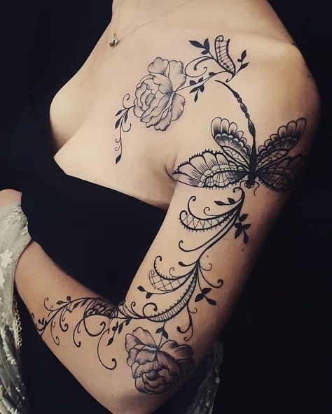 Lace Tattoos, Celestial Goddess, Tattoo Trend, Tattoos Geometric, Inspiration Tattoos, Lace Tattoo, Shoulder Tattoos For Women, Feminine Tattoos, Tattoo Trends