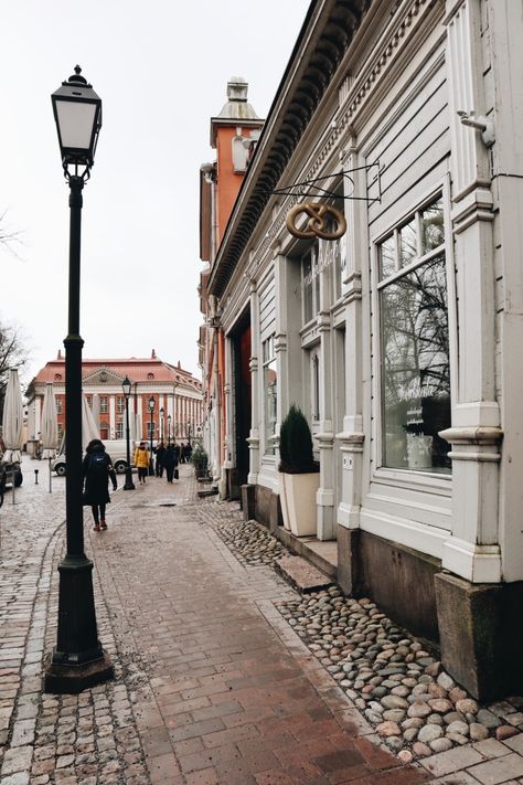 Tampere Finland Aesthetic, Finland City, Romeo I Julia, Turku Finland, Cosy Cafe, Finland Travel, Scandinavian Architecture, Scandinavian Aesthetic, The Great Fire