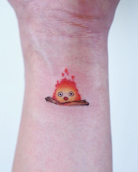 Calciferol Tattoo, Totoro Printable, Calcifer Ghibli, Calcifer Tattoo, Chinese Zodiac Tattoo, Tatuaje Studio Ghibli, Dali Tattoo, Studio Ghibli Tattoo, Ghibli Tattoo