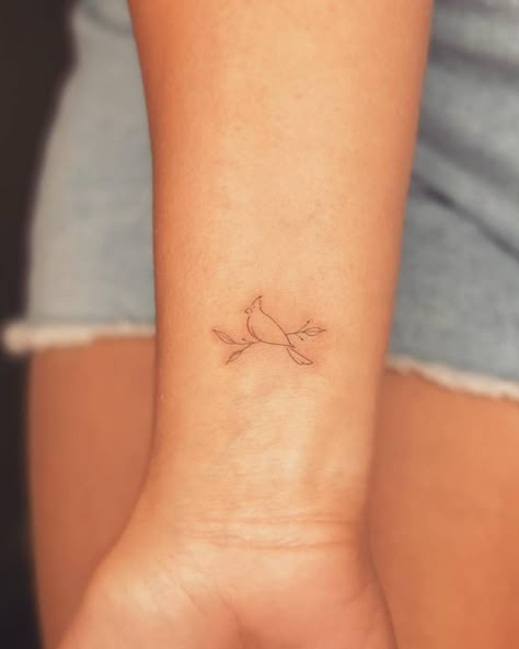 Two Cardinals On A Branch Tattoo, Cardinal Tiny Tattoo, Tattoo Of A Cardinal, Cardinal Small Tattoo, Bird Memory Tattoo, Tattoo Of Cardinal Bird, Cardinal And Hummingbird Tattoo Together, Cardinals Flying Tattoo, Cardinal Tattoo Dainty