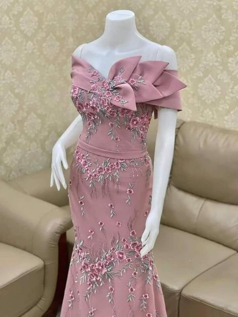 Mermaid tail evening dresses Neck Ideas, Myanmar Dress Design, Elegant Blouse Designs, Elegant Dresses Classy, African Fashion Women Clothing, Beautiful Dress Designs, Stylish Party Dresses, فستان سهرة, Elegant Dresses For Women