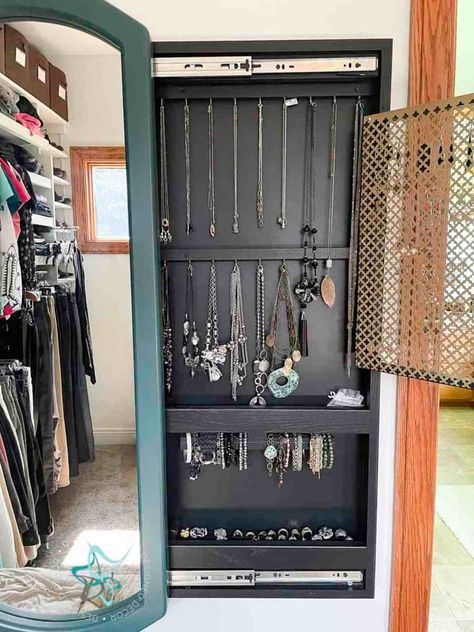 Jewlrey Organization Mirror, Closet Jewelry Display Ideas, Wall Mirror Jewelry Cabinet, Photo Frame Jewelry Organizer, Wall Mount Jewelry Cabinet, Diy Full Length Mirror With Storage, Diy Mirror Storage, Diy Mirror Jewelry Cabinet, Diy Jewelry Cabinet Wall Mount