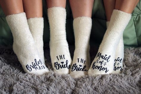 Bridesmaid Socks, Bridal Gift Box, Bridesmaid Gifts Unique, Awesome Bachelorette Party, Wedding Socks, Unique Bridesmaid, Wedding Favors Fall, Winter Bride, Winter Wonderland Wedding