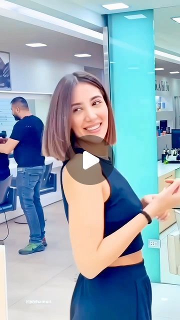 Tony Ibrahim on Instagram: "Edgy and sleek! It’s all about precision… #haircut #haireducation #hairtutorial #edgy #sleek #hairfashion #trending #hairgoals" Sleek Bob Haircut, Precision Haircut, Edgy Bob, Cute Bob Haircuts, Glass Hair, Sleek Bob, Bob Haircuts For Women, Girl Haircuts, Back To School Hairstyles