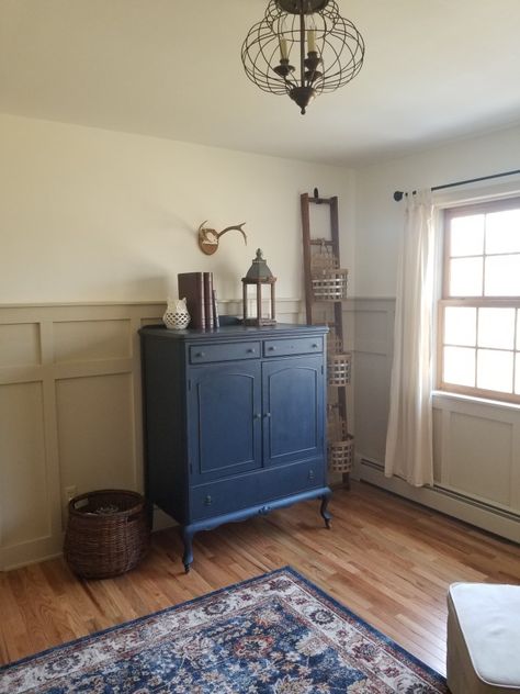 Navy Blue Bedroom Board And Batten, Antique Board And Batten Wall, Vintage Board And Batten Wall, Beige Board And Batten Wall, Brown Board And Batten Wall, Beige Board And Batten, Khaki Walls, Cottage Bedrooms, Heights House