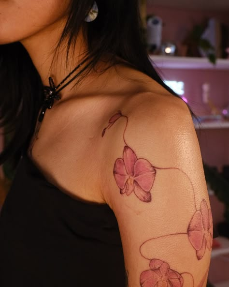 Orchids for Jeri!🌸 From July in Chicago 🩷 Booking Oct- Nov + a few Sept dates Orchid Tattoo On Back, Orchid Tattoo Placement, Orchid Back Tattoo, Orchid Tattoo Color, Colorful Orchid Tattoo, Pink Orchid Tattoo, Orchid Tattoos, Lock Tattoo, Orchid Tattoo