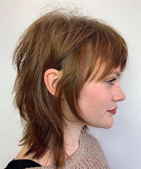 Shaggy Short Hair, Mullet Haircut, Short Shag Hairstyles, Hair Color Light Brown, Shag Hairstyles, Hair Color And Cut, Mullet Hairstyle, Hair Inspo Color, Light Brown Hair