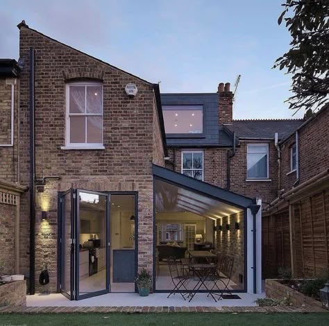 Kitchen Extension Terraced House, Victorian Terrace Extension, Terrace Extension, Terrace House Exterior, Small Extension, Side Return Extension, Victorian House Interiors, Extension Plans, House Extension Plans