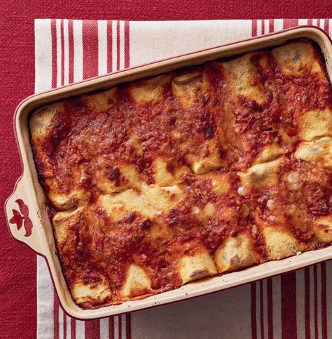 Just wanted to share this delicious recipe from Lidia Bastianich with you - Buon Gusto! Crespelle Manicotti with Spinach Crespelle Recipe Lidia Bastianich, Spinach Artichoke Manicotti Recipe, Lidias Kitchen Recipes, Pasta Manicotti, Lidias Kitchen, Lidia Bastianich Recipes, Manicotti Crepes, Crespelle Recipe, Lydia Bastianich