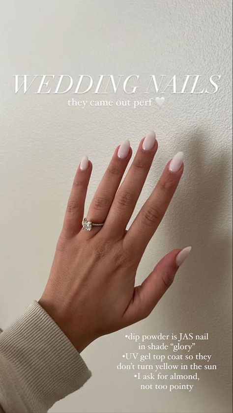 Round Nails Wedding, Wedding Nail 2023, Nail Bride Wedding 2022, Bridesmaid Nails Wedding Neutral Acrylic, Engage Nails Ideas, Bio Gel Nails Wedding, Wedding 2023 Nails, Wedding Dip Manicure, Wedding Nail Almond