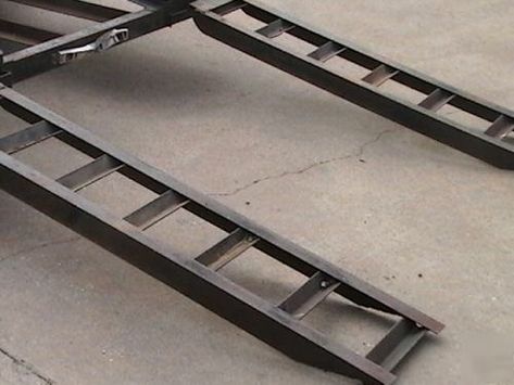 Trailer Ramps Trailer Ramps Diy, Trailer Ramp Ideas, Car Trailer Ramps, Utility Trailer Upgrades, Tiny House Trailer Plans, Trailer Light Wiring, Welding Trailer, Truck Ramps, Homemade Trailer