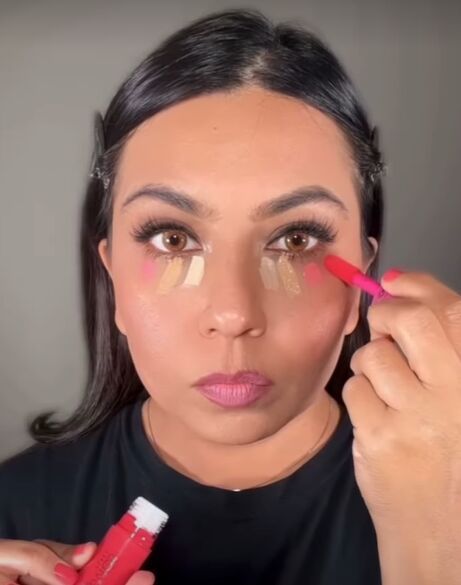 This guide shares an easy TikTok concealer hack. Learn a cool ombre concealer trick in this quick post. Ombre Concealer Hack, Blush Concealer Hack, Ombre Concealer, How To Hide Pimples, Pink Concealer, Peach Concealer, Dark Concealer, Concealer Tricks, Light Concealer