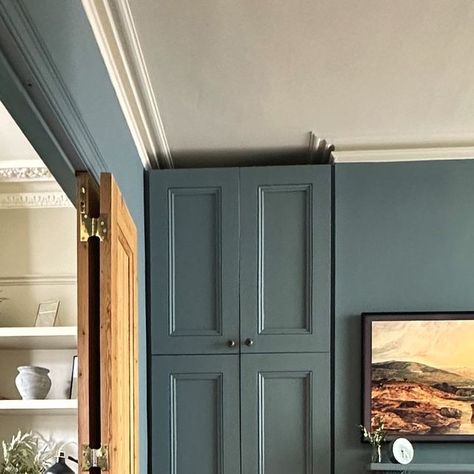 Selvedge Blue Farrow And Ball, Selvedge Living Room, Farrow And Ball Teal, Barrow Blue Farrow And Ball, Sloe Blue Farrow And Ball, Farrow Ball Selvedge, Berrington Blue Farrow And Ball, Farrow And Ball Sardine, Sardine Farrow And Ball