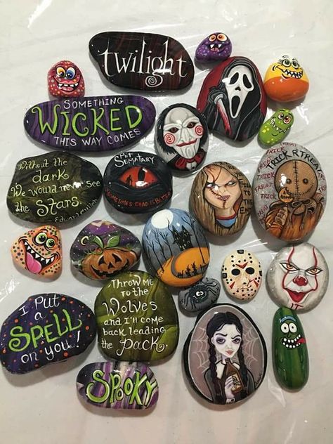 Horror Movie Painted Rocks, Horror Movie Crafts Diy, Horror Rock Painting, Horror Crafts, Movie Crafts, Mommy Birthday, Flower Pot Art, Diy Rock Art, Painted Rock Animals