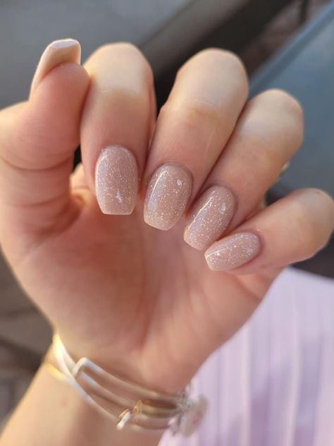 Holiday Nails That Go With Everything, Gel Nails Shimmer, Summer Nails Short Coffin, Engagement Shoot Nails, Glitter Nude Nails, Nude Sparkly Nails, Chip Nails, Dip Powder Nails Colors, Summer Nails Short