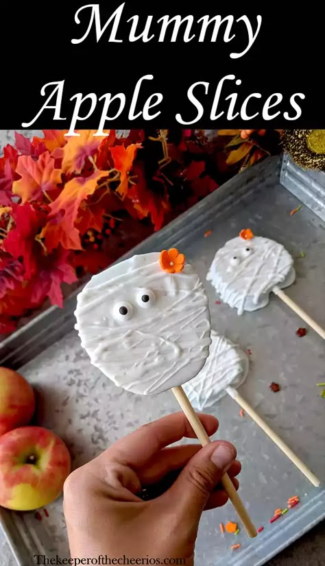 Postres Halloween, Recetas Halloween, Uhyggelig Halloween, Dulces Halloween, Halloween Party Treats, Halloween Treats For Kids, Halloween Food Treats, Halloween Baking, Oreo Dessert