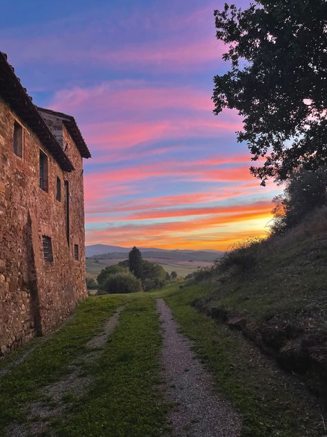 Sunset in Tuscany Sunset Road, Tuscany Villa, Black Tie, Tuscany, Country Roads, Villa, Drive, Pool, Italy