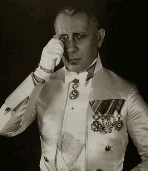 Erich von Stroheim Pre Code Movies, Von Stroheim, Erich Von Stroheim, Jean Renoir, Fritz Lang, Film Pictures, Blue Lotus, Silent Movie, Martin Scorsese