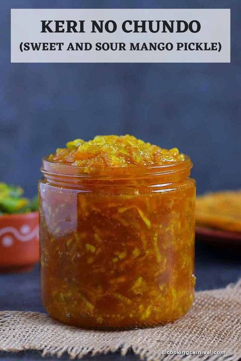 A classic Gujarati Sweet and Sour Mango Pickle, Keri No Chundo, or Chunda recipe is everyone’s favorite at my home! Raw mangos are grated and combined with sugar and chili powder to make this easy and delicious Indian pickle. This is a great accompaniment to so many things, and this Chundo transforms an ordinary meal into something special. #gujaratipickle #mangopickle #chundorecipe #chunda #pickle #Indianrecipe Pickle Mango Recipe, Pickled Mango, Sour Pickles, Mango Pickle, Chili Mango, Vegetarian Instant Pot, Punjabi Food, Homemade Spices, Sweet Pickles