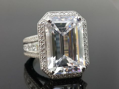 Fake Engagement Rings, Wedding Ring Luxury, Sterling Silver Wedding Rings, Cz Rings Engagement, Promise Ring Gift, Emerald Cut Rings, Wedding Rings Halo, Engagement Ring Diamond Cut, Silver Engagement Rings