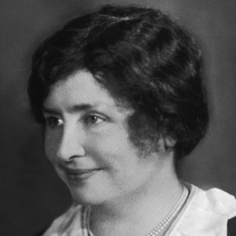 Helen Keller Biography, Hellen Keller, Anne Sullivan, Famous Historical Figures, Helen Keller, Flirting Moves, Stephen Hawking, Successful People, Poetry