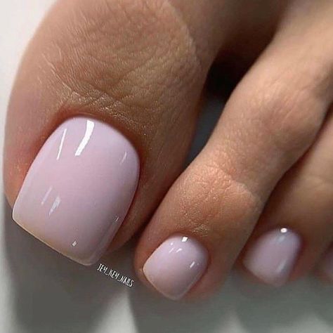 Trending Pedicure, Pedicure Trends, Toe Art Designs, Fall Toe Nails, Pink Pedicure, Gel Pedicure, Pedicure Ideas, Pedicure Colors, Gel Toe Nails