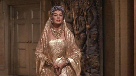 Rosalind Russell as 'Auntie Mame' Sterling Hayden, Auntie Mame, 50s Glamour, John Cassavetes, Rosalind Russell, Oscar Winning Movies, Anne Bancroft, John Huston, Worst Movies