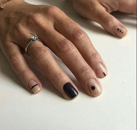 Boho Nails, Minimal Nails Art, Mens Nails, Hippie Nails, Minimalist Nail Art, Minimal Nails, Minimalist Nails, Funky Nails, Chic Nails