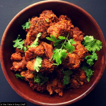 Kori Sukka – Main Image Chicken Sukka, Indian Chicken Recipes, Diy Easy Recipes, India Food, Mangalore, Chicken Fried, Curry Chicken Recipes, Grated Coconut, Chicken Curry