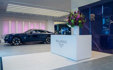 #rollsroyce #rollsroyceresidence #luxury #luxuryresidence #luxuryshowroom #rollsroyceshowroom #leeds #rollsroyceleeds Rolls-Royce Motor Cars Leeds celebrates the beginning of a new chapter... Rolls Royce Showroom, New Rolls Royce, Bespoke Cars, Rolls Royce Motor Cars, New Porsche, New Nissan, Luxury Services, Car Showroom, New Space