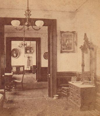 Interior 1870's | gaswizard | Flickr Environmental Storytelling, Victorian House Interiors, Old House Interior, Victorian Beauty, Victorian Parlor, Victorian Floor, Craftsman Interior, Victorian Home Interior, Victorian Life