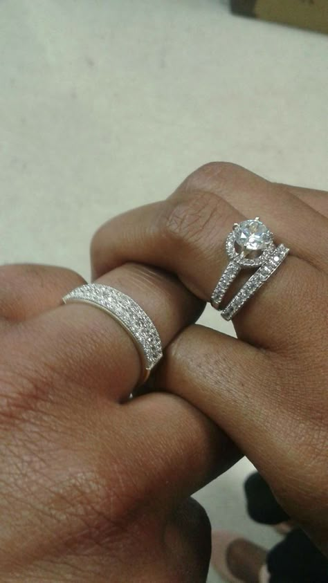 Wedding Ring Black Couple, Most Unique Wedding Rings, Marriage Black Couple, Promise Ring Black Couple, Marriage Rings Aesthetic, Engagement Ring On Black Woman Hand, Engagement Rings On Black Women, Married Rings Couples, Wedding Ring Black Women